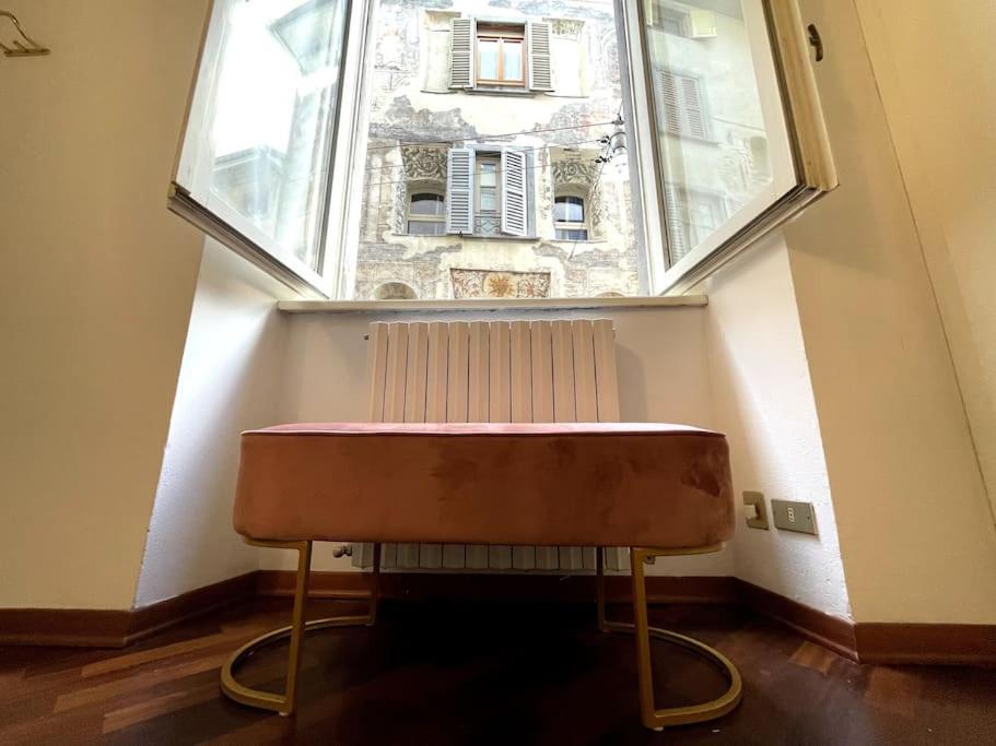 Tower Gombito'S Apartment Bergamo Exterior photo